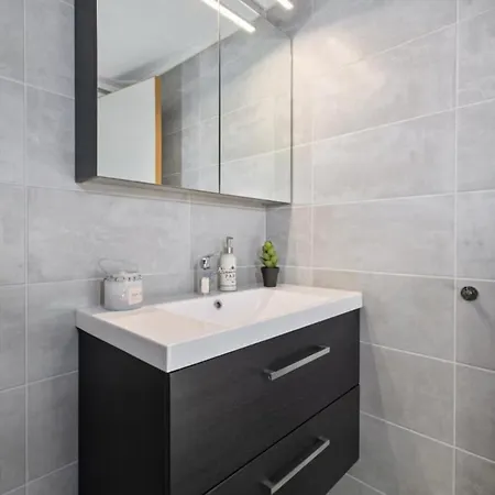 Apartman Modern With Amazing Location