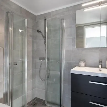 Modern With Amazing Location
